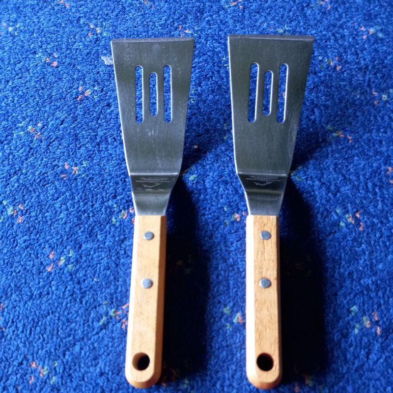 cape / spatula roti bakar