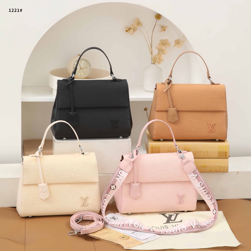 BAG Epi Leather Ballerine Cluny MM Bag 1221