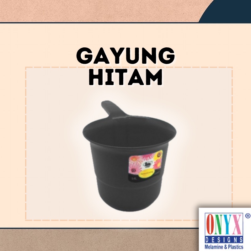 Gayung Mandi Plastik Warna Hitam Ukuran 1,4 L