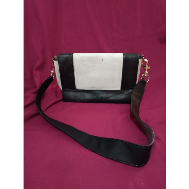 tas kotak hitam putih preloved