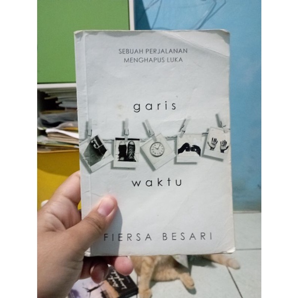 [PRELOVED] Garis Waktu Fiersa Besari