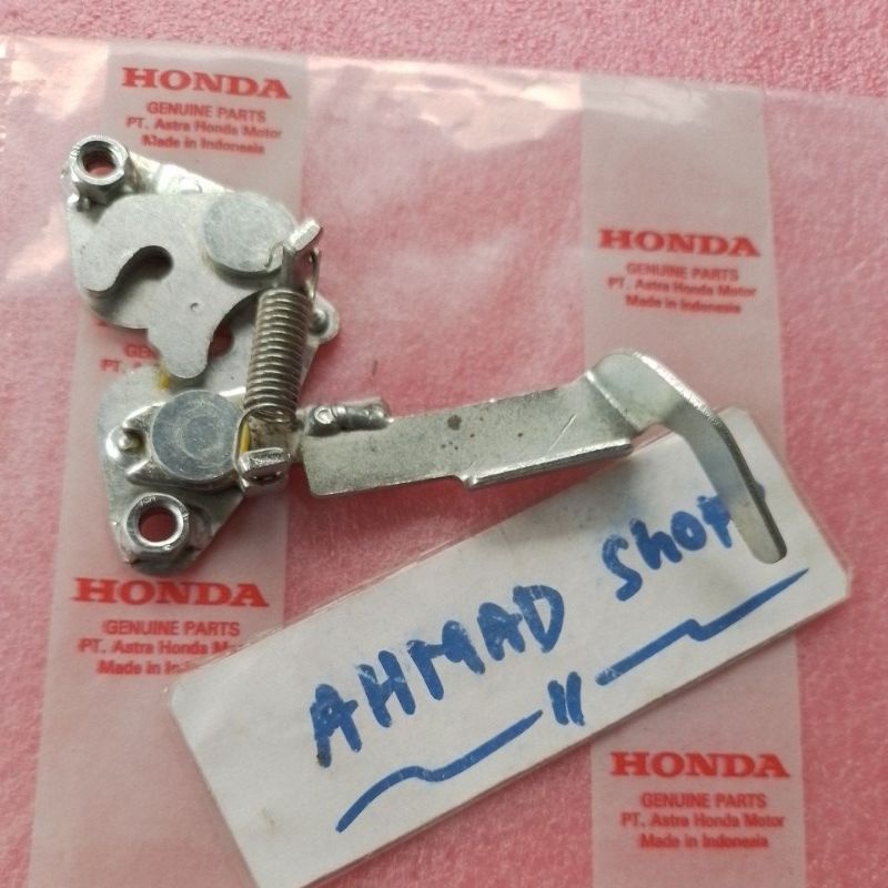 engsel kunci jok belakang honda beat eco new beat street beat pop ori