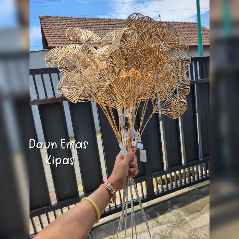 Golden Leaves / Daun emas Dekorasi daun buket
