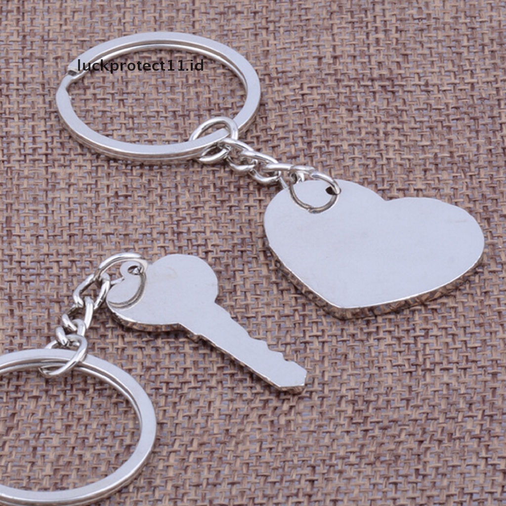 /Fashion Hot// Fashion// 2pcs Fashion Love Heart Key Ring Keyfob Pasangan Romantis Gantungan Kunci Hadiah Kekasih.