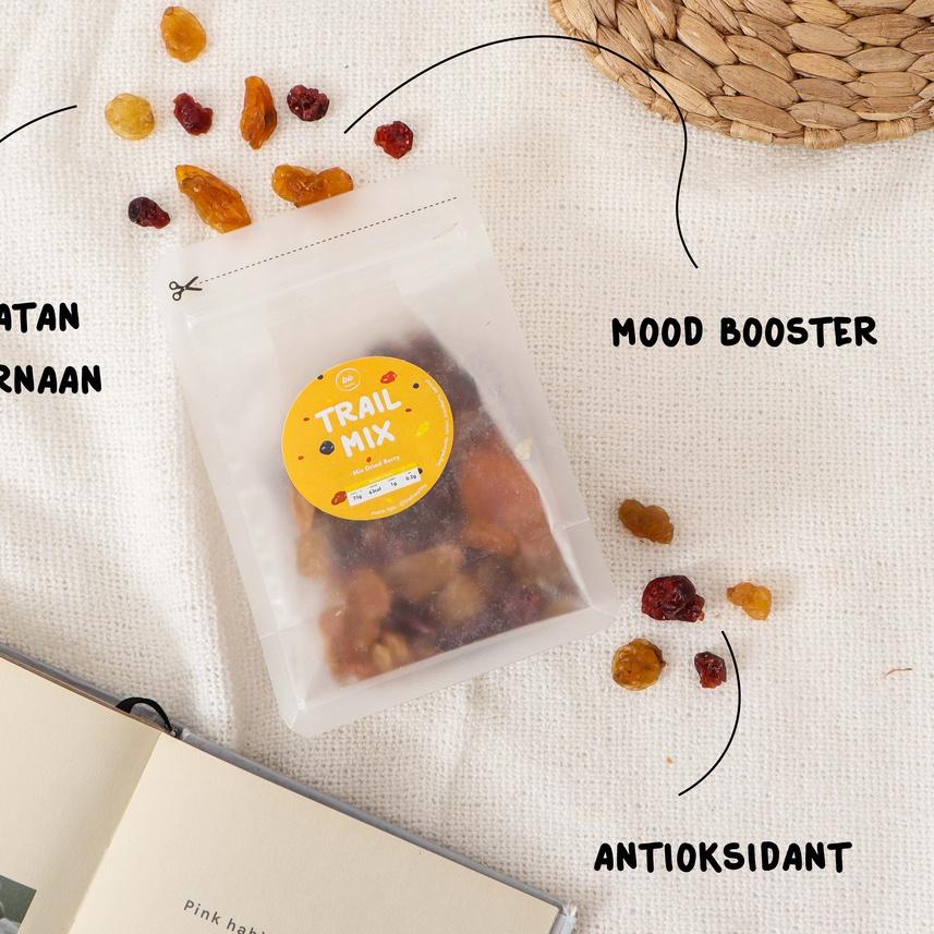 

Ready Banyak ™ Mix Dried Berry 100gr (raisin, cranberry, apricot)***