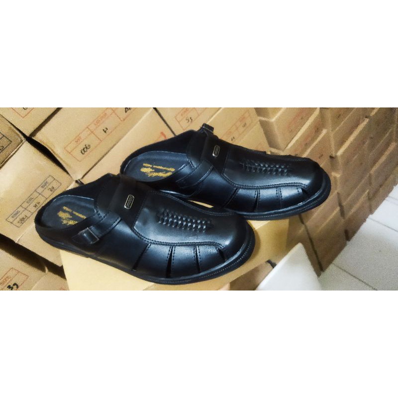 Sepatu Slop bustong Sepatu pantofel selop pria