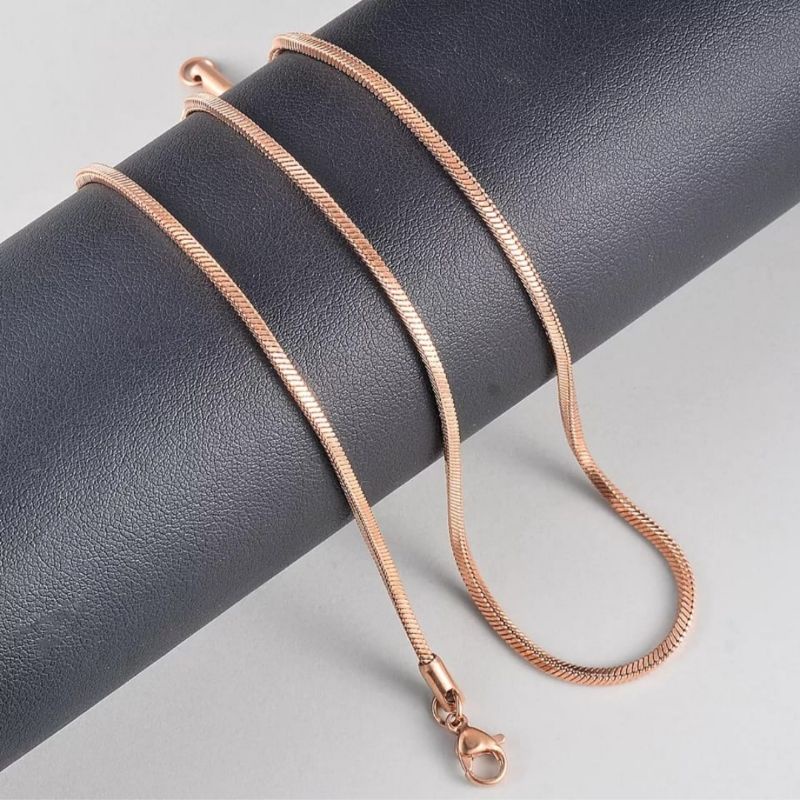 Kalung Titanium Model Kotak Warna RoseGole Terbari Pria dan Wanita