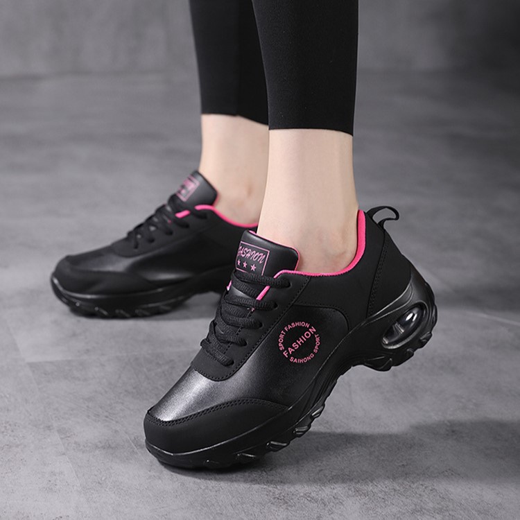 Sepatu Perempuan Hitam Polos Fashion Sneaker Hitam Pink Wanita Santai Import Sneakers Shoes Cewek Trendy SP-230