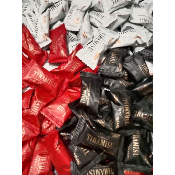 

Beryl's Tiramisu Almond Chocolate 5g/pcs Malaysia Halal