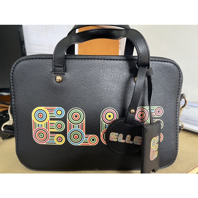 Preloved Tas Elle