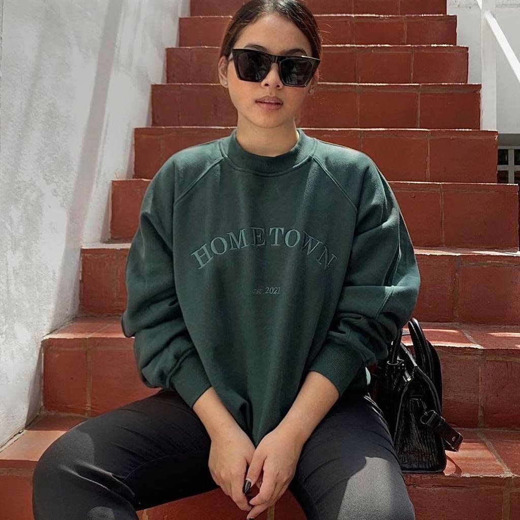 HOMETOWN OVERSIZED CREWNECK