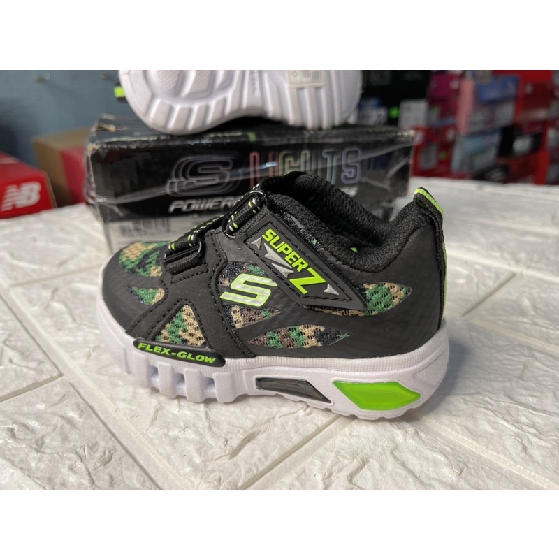 Sepatu Anak Flexagon Glow Size 21 Insole 11 cm