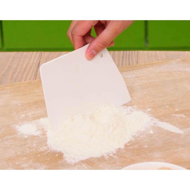 

⭐Mall57⭐ Pisau Adonan Kue Butter Cream Scraper Dough Pemotong Kue