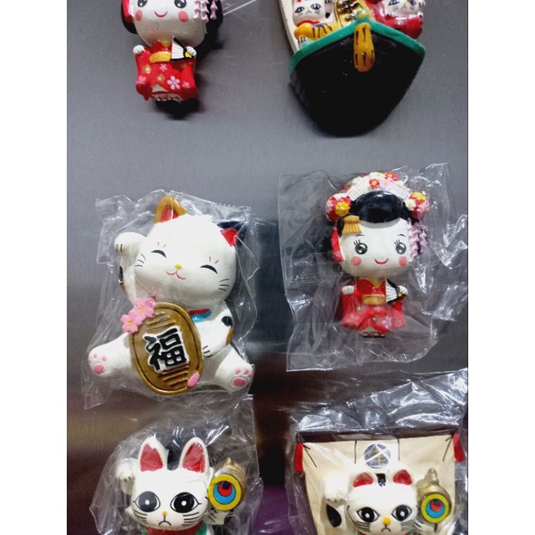 Maneki neko Magnet Mini  / Manekoneki Magnet / Manekineko Magnet Kulkas / Kucing Hoki Magnet