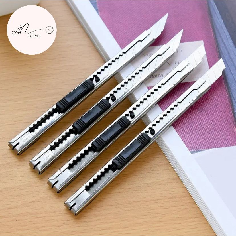 

Pisau Cutter Besi Mini 12.5cm / Pisau Cutter Stainless / Cutter Stainless Beso / Deli Cutter