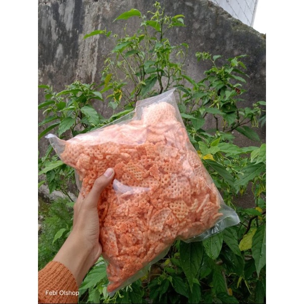 

SNACK TARO PEDAS RENYAH KERAS GURIH