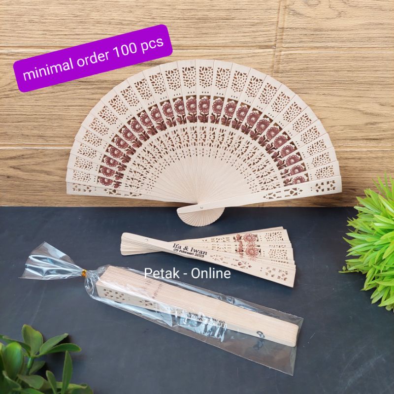 100 + Sablon Kipas Kayu/ Kipas Cendana  Kemasan Plastik