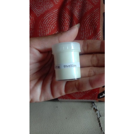 krim malam (flek whitening)