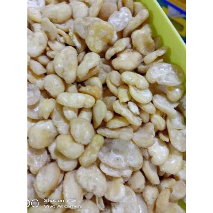 

り KACANG KORO KUPAS ASIN ヂ