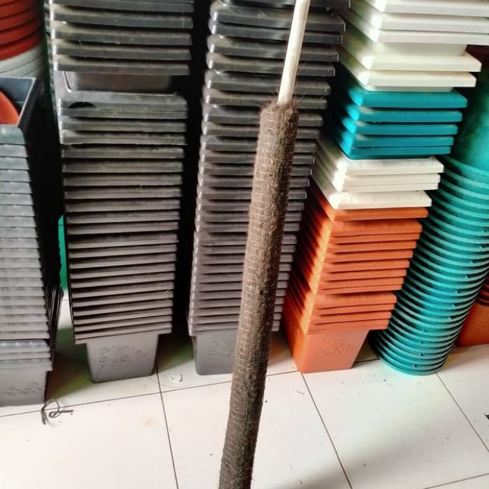 Penyangga Tanaman//Turus 1Meter