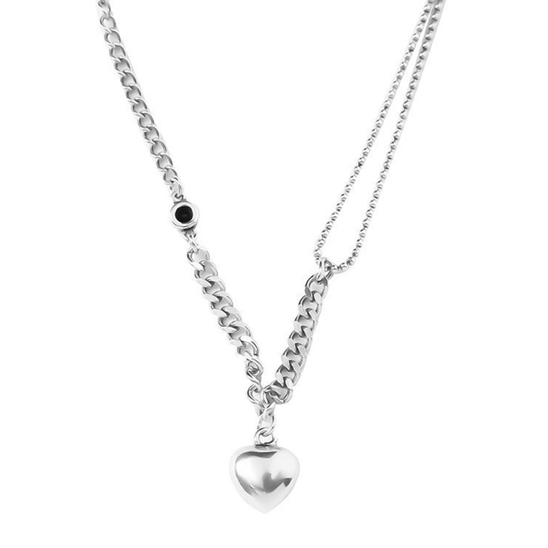 Kalung Liontin Rantai Hati Perak Untuk Wanita Punk Cinta Asimetris Sweater Logam Kalung Sederhana Musim Dingin Perhiasan Trendi