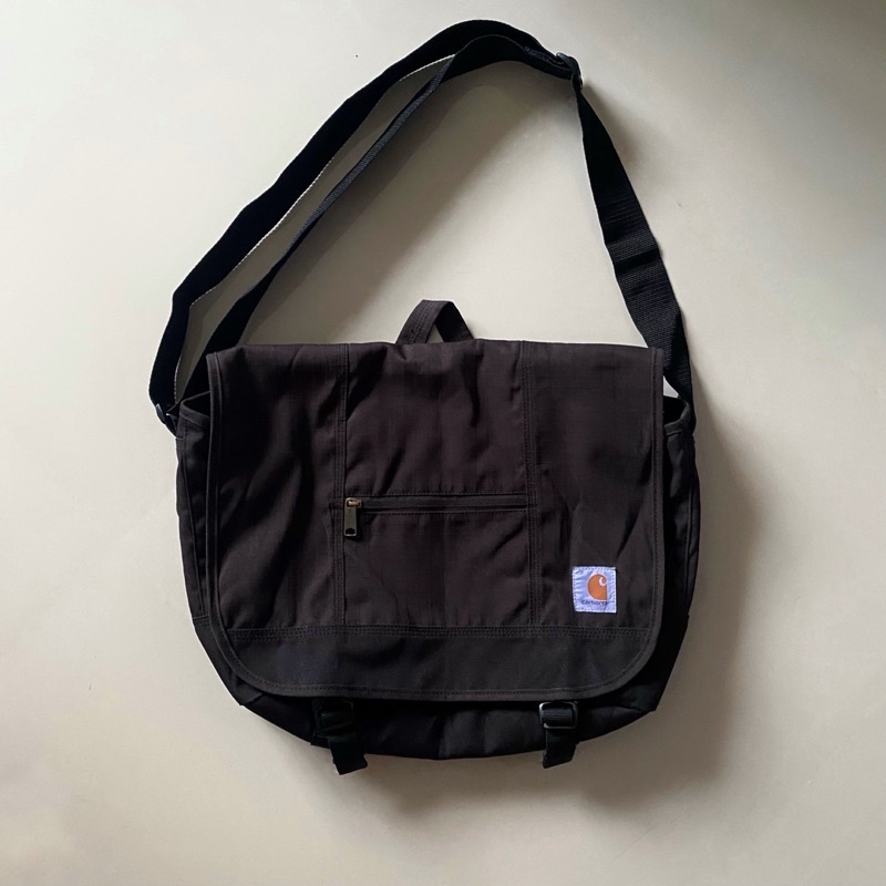 Carhartt d89 messenger bag