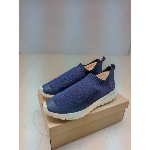 Sepatu Slip On - Wakai Gyou (Wanita Pria) - Navy