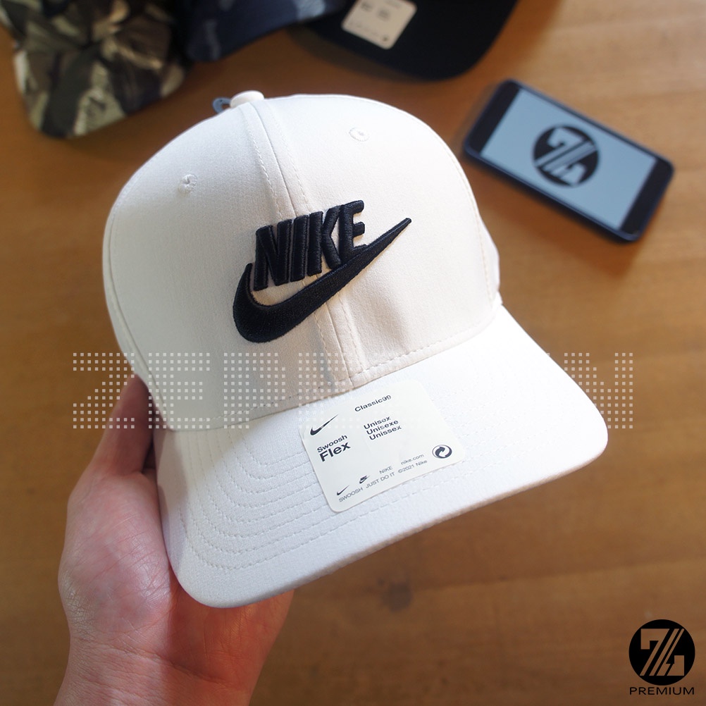 TOPI SNAPBACK NIKE SPORTSWEAR CLASSIC 99 FITTED CAP ORIGINAL - WHITE