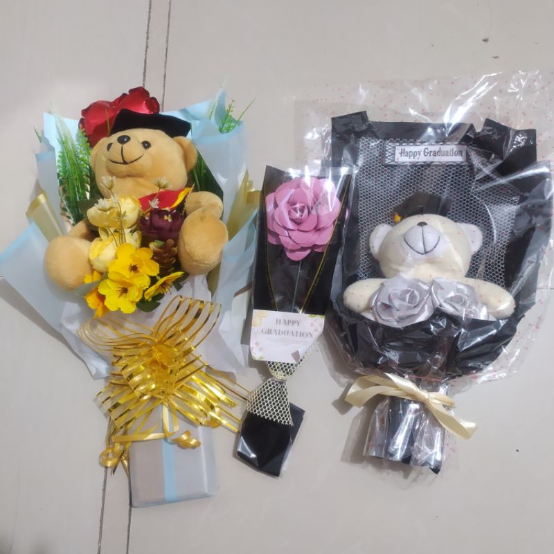 

Paket Murah 3 Hadiah Happy Graduation