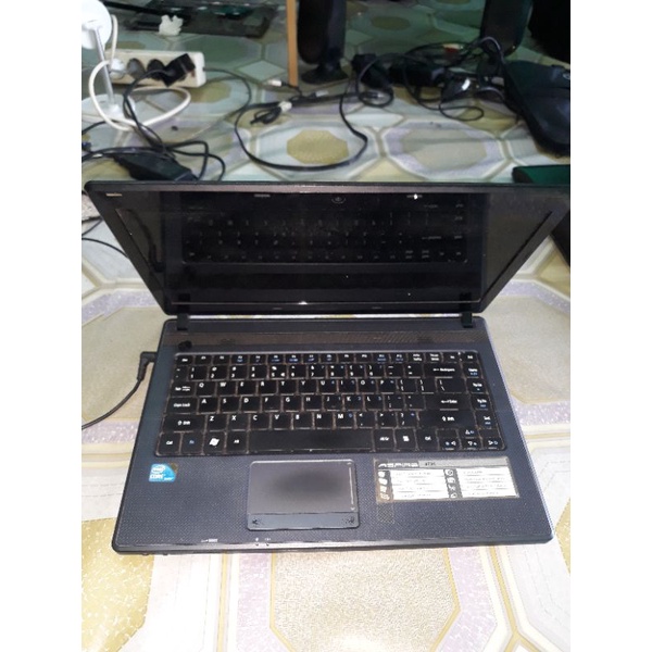 Laptop Acer Core i3 Ram 2GB HDD 500GB Minus Baterai