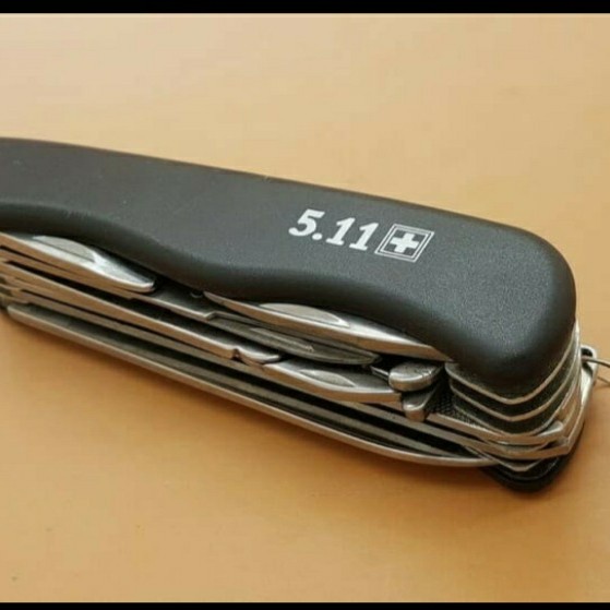 PISAU LIPAT MULTITOOLS 511 PISAU GUNTING PEMBUKA BOTOL OUTDOOR MULTI