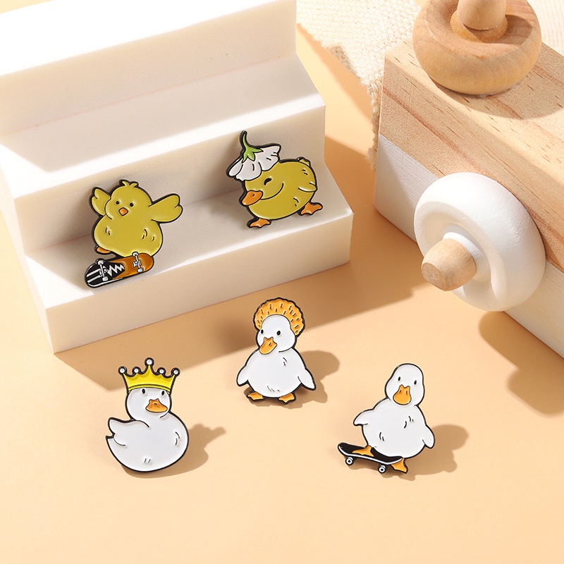 Pin Enamel Hewan Indah Custom Nakal Skate Angsa Bebek Ayam Bros Tas Kerah Pin