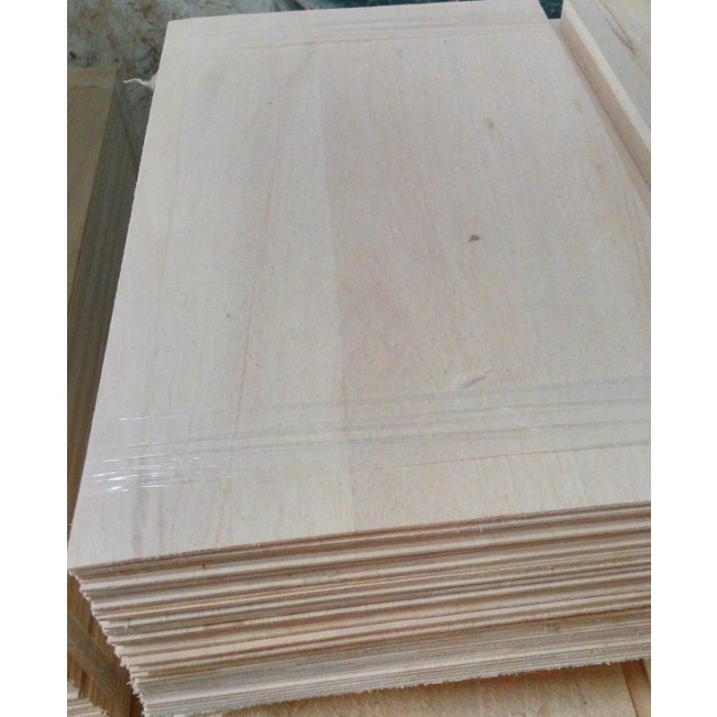 

Kayu Balsa Lembaran Besar Jumbo Balsa Sheet Lebar 30cm Tebal 4/5/6 mm Bahan Maket Model pesawat RC