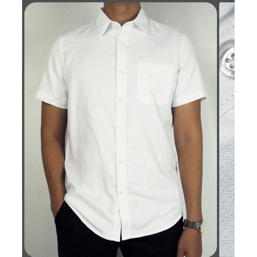 Kemeja Pria Reguler Stanley Adams Lengan Pendek Putih Motif Tekstur 32 | Hem Pria Reguler | Kemeja Branded Original 100% Matahari