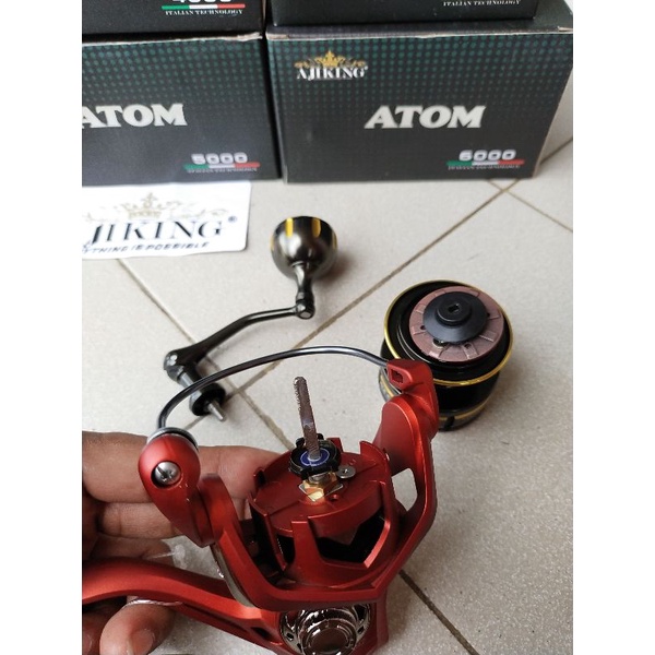 reel spining Ajiking Atom 2022 power handle