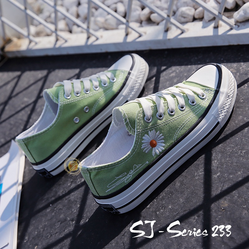 [OOS] Sepatu Sneakers Wanita Casual Motif Daisy ala Korea Import Kualitas Super Premium - 233