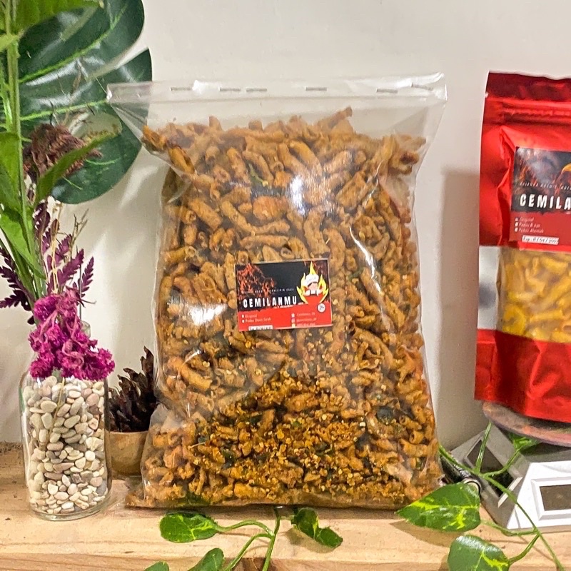 

PROMO USUS KRISPY KILOAN MURAH PEDAS DAUN JERUK Premium cemilan Murah original kiloan 1 kg