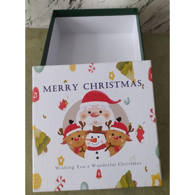 

PROMO HARDBOX NATAL CHRISTMAS UK. 22X22X8CM ( T3-10 ) PENGIRIMAN CEPAT