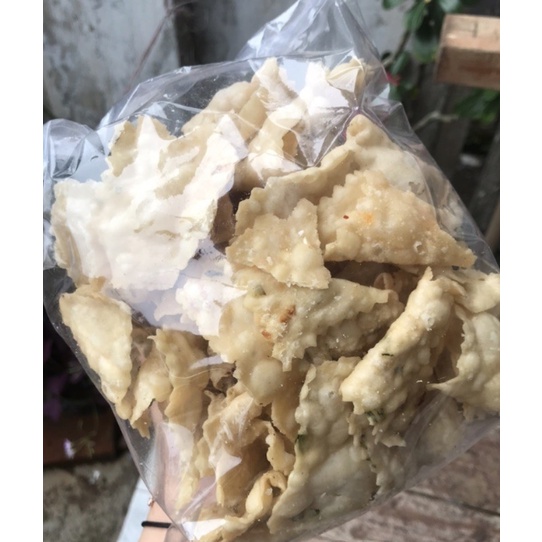 

Kerupuk Pangsit Kering