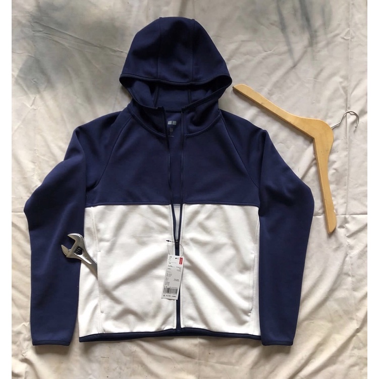 Jaket Uniqlo Running Dry BNWT