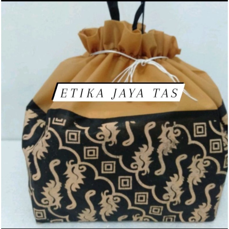 (1 lusin = 12 pcs) Tas hajatan serut batik