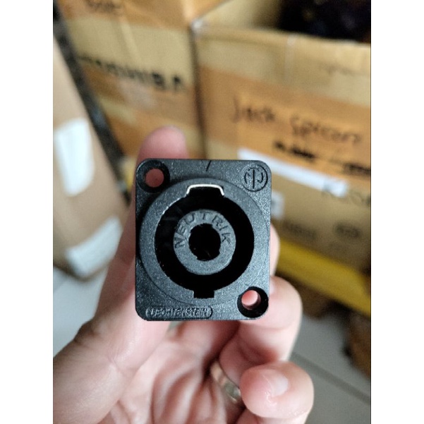 socket spicon neutrik hitam , soket spikon hitam neutrik