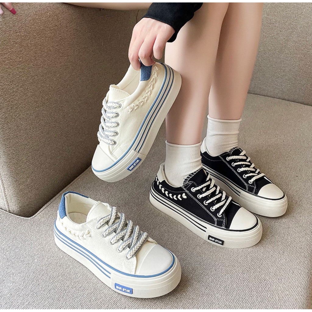 AVANCEID 1826 Sepatu Sneakers Wanita Canvas Kerja Sekolah Fashion Korea Hitam Cream Import