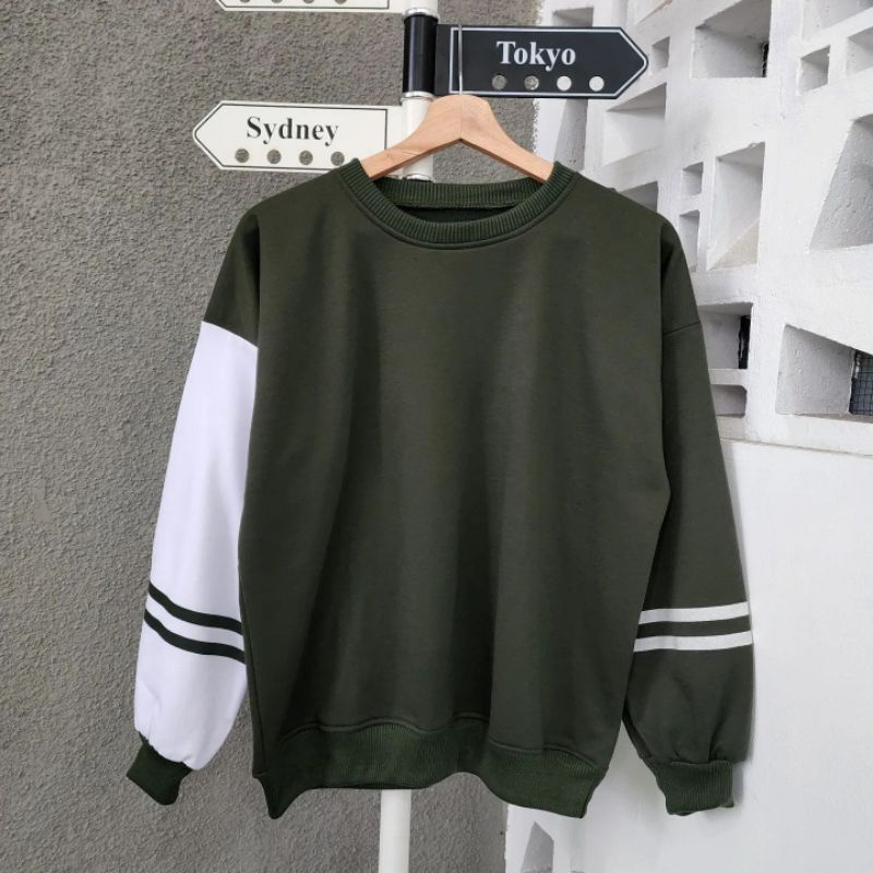 two list sweater