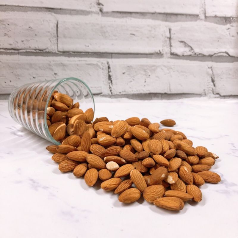 

Almond Utuh Raw / Mentah 100 GRAM [REPACK]