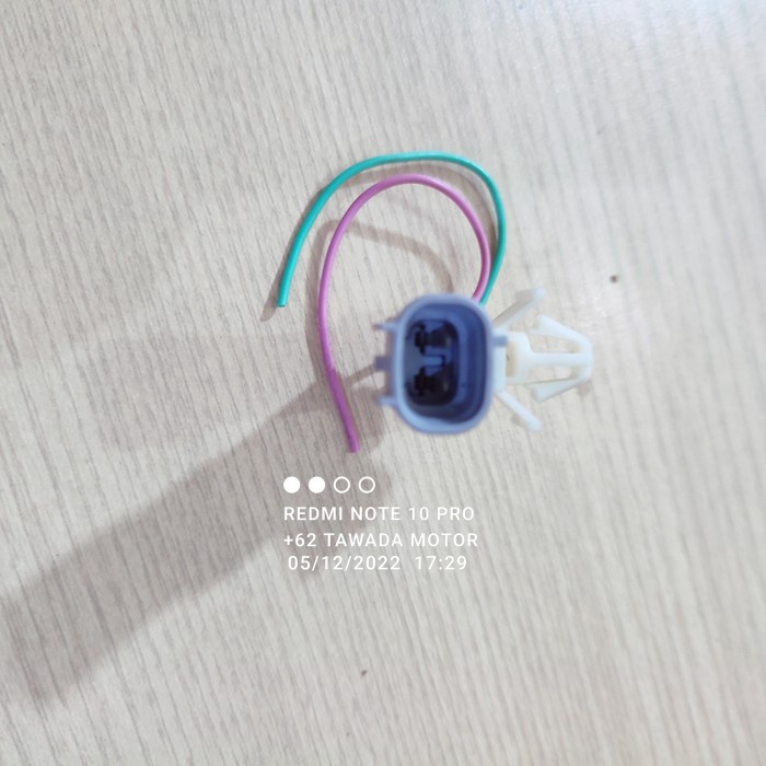 SOKET CONECTOR 2 PIN KABEL UNIVERSAL