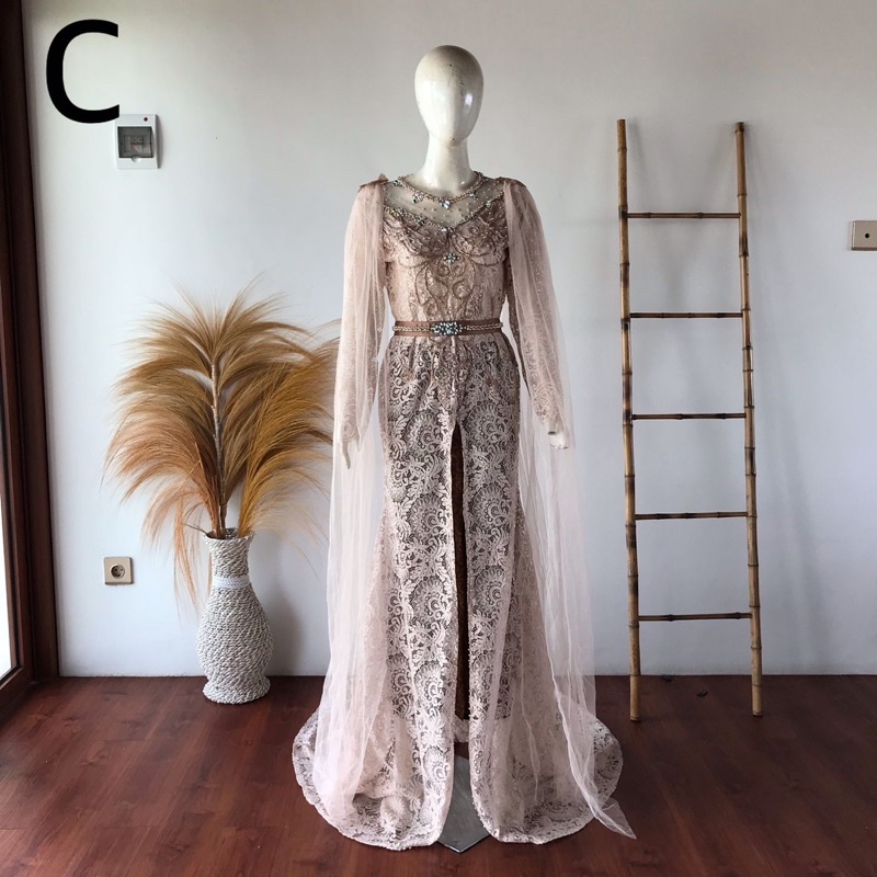 kebaya pengantin kulit/kebaya pengantin ekor warna coklat muda