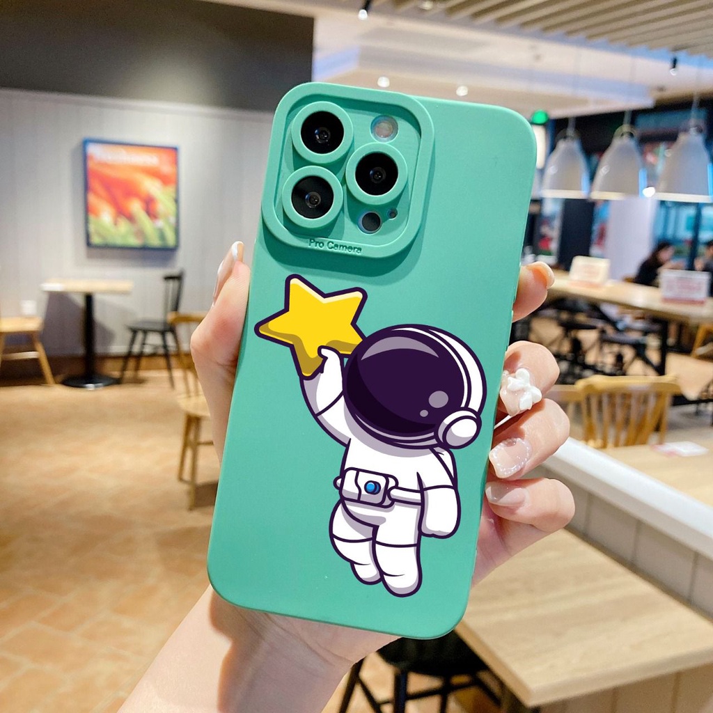 Softcase Motif Astronot CC33 for Oppo A1K A11k A12 A15 A15s A16 A16e A16k A17 A17k A17e A3S A31 A33 A36 A37 Neo 9 A39 A5 A5S A52 A53 A54 A57 A7 A72 A74 A76 A77 A77s A9 A92 A94 A95 A96 F11 F17 F19 Pro Reno 4 4F 5 5F 5Z 6 7 7Z 8 8Z 5G