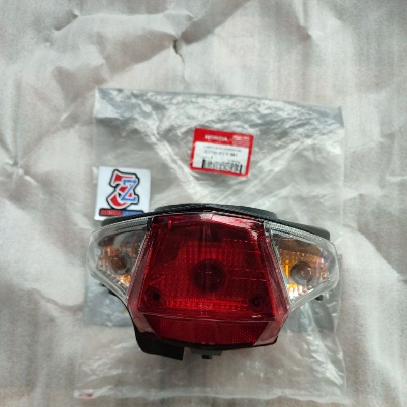 Lampu belakang stop lamp set assy Beat Karbu KVY original baru AHM / 33700-KVY-961
