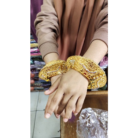 Gelang penganten/Gelang koto gadang.